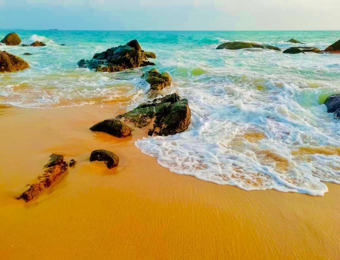 Nilupul Villa 앰발랑고다 외부 사진